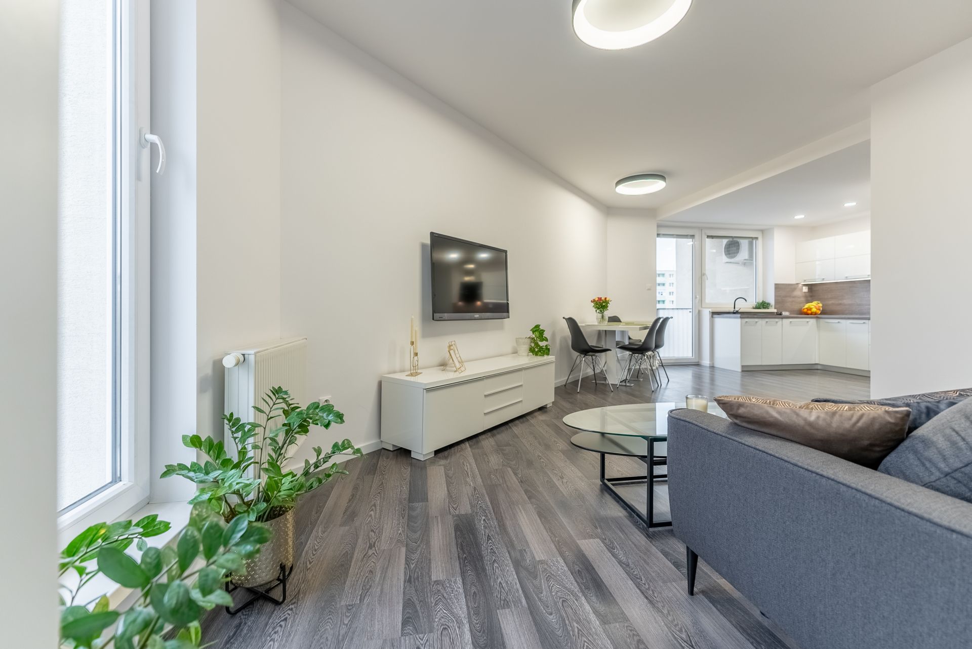 Prenájom 3 izbového bytu, Okružná ulica Trnava